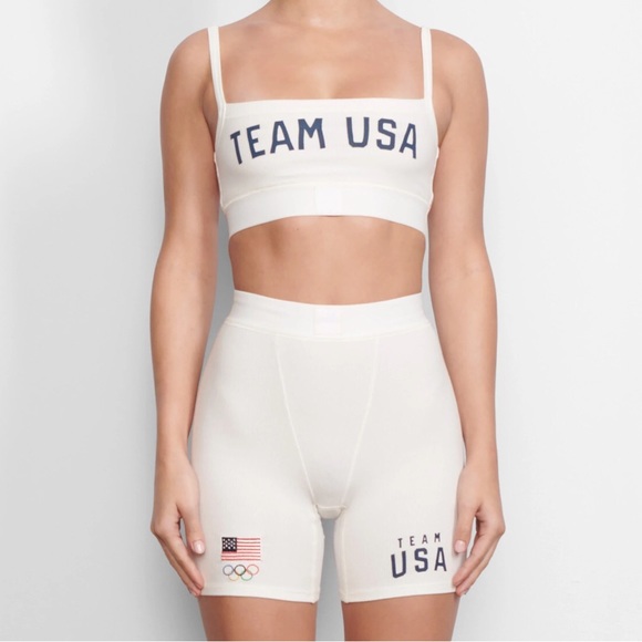 SKIMS Tops - #272. NWT SKIMS Olympic Capsule USA Cozy Knit Tank